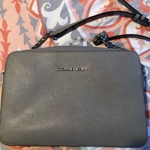 Michael Kors gray crossover purse